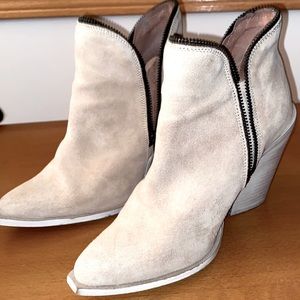 Donald J. Pillner suede bootie. Light fawn ..almost a light beige . Beautiful